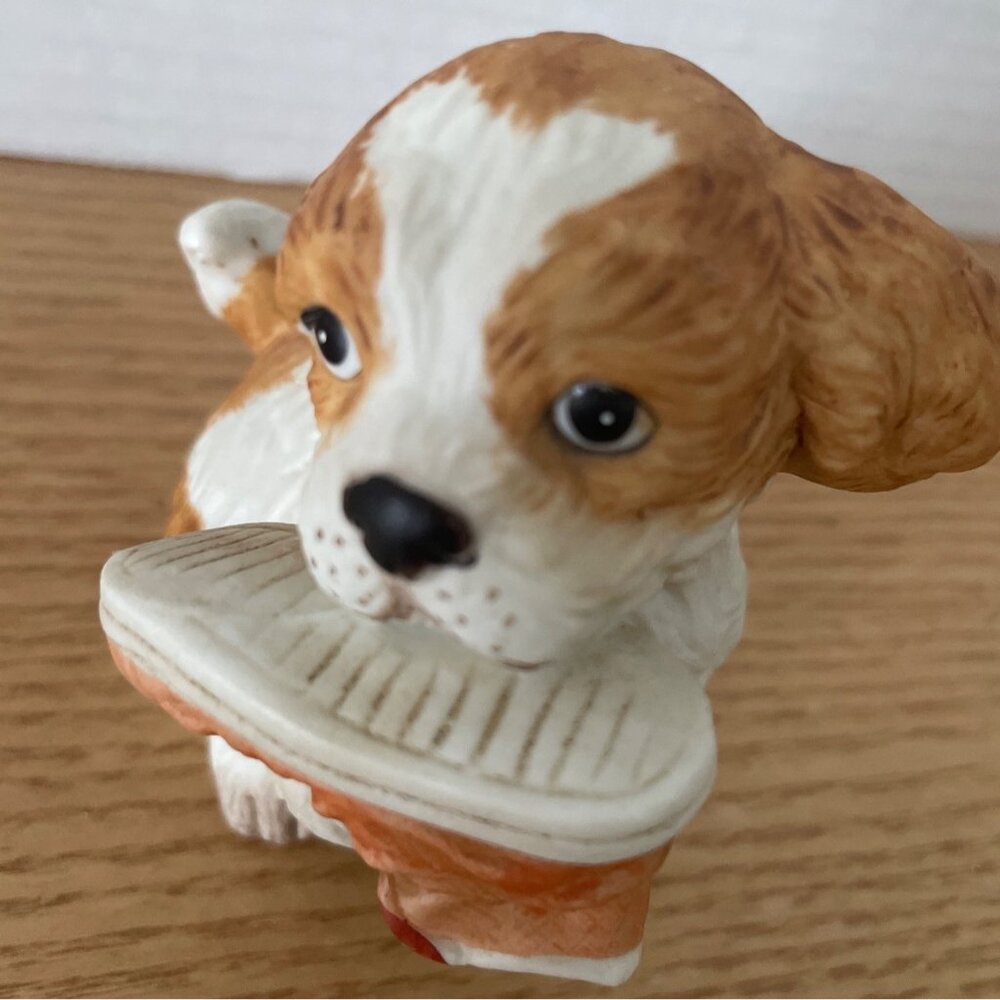 Vtg Homco Porcelain Puppy Figurine #1405 Cavalier Cocker Spaniel Playful w Shoe - Picture 5 of 8